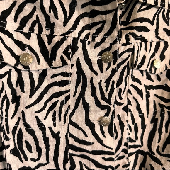 Carole Little Woman Jacket - Picture 5 of 7